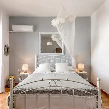 Litsa Malli Rooms Pollonia Exterior photo